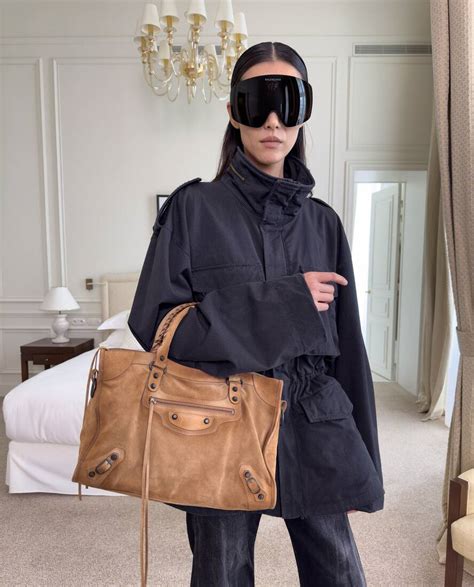 Balenciaga Official Online Boutique AU