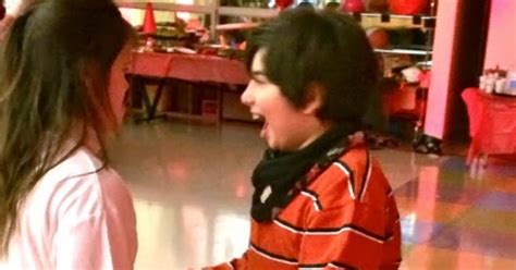 Mini Max Dancing 的图像结果