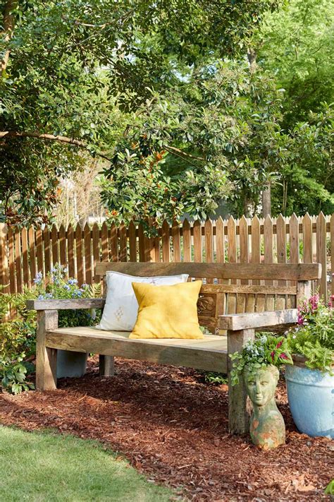 23 Backyard Fence Ideas For Every Space