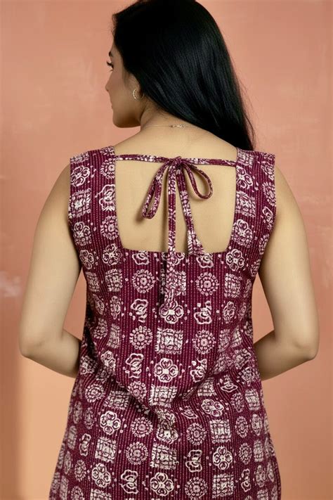 Wine Block Print Sleeveless Kurti with Square Neck & Tie-Up Back – The ...