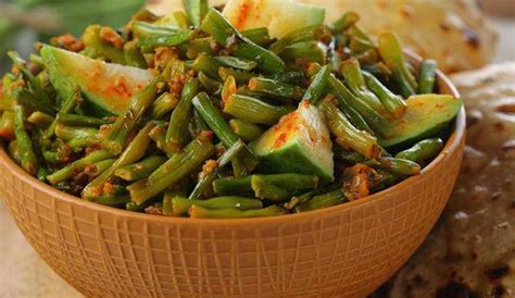 Best Gujarati Restaurants In Bangalore for Gujarati Food | WhatsHot ...