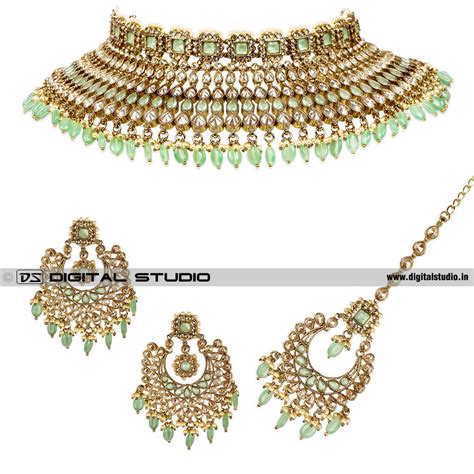 Jewellery Photography in Mumbai of real diamond, gold and silver