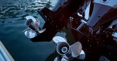 Counter-Rotating Props Boat 的图像结果