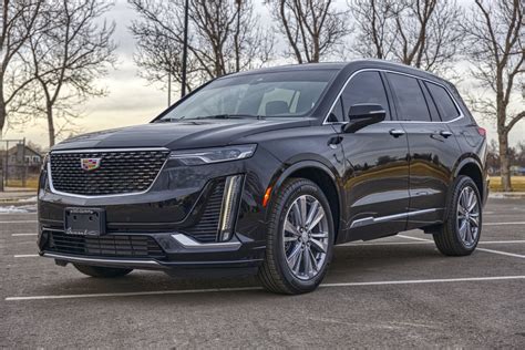 Cadillac XT6 | Sunset Luxury Limousines
