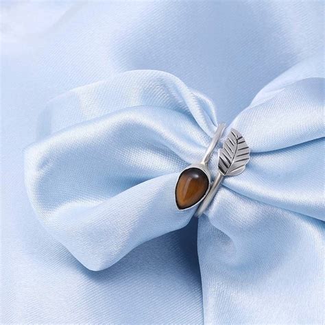 Silver Tiger Eye Stone Leaf Ring