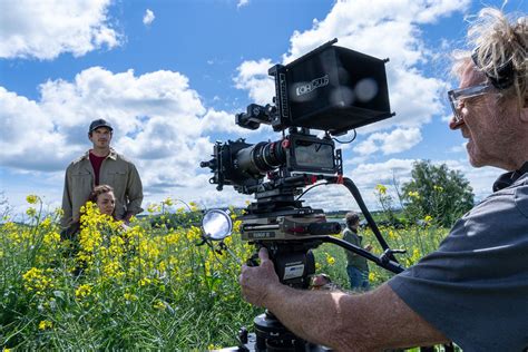 28 Years Later wasn't just filmed with an iPhone – it was shot with 20 ...