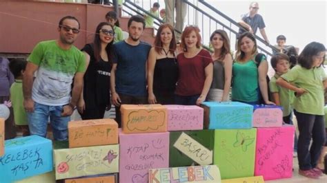 Bir Kadın; 32 Kütüphane Kurdu – İstanbul 34 Gazetesi