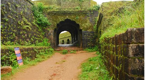 MANJARABAD FORT (2025) All You Need to Know BEFORE You Go (with Photos ...