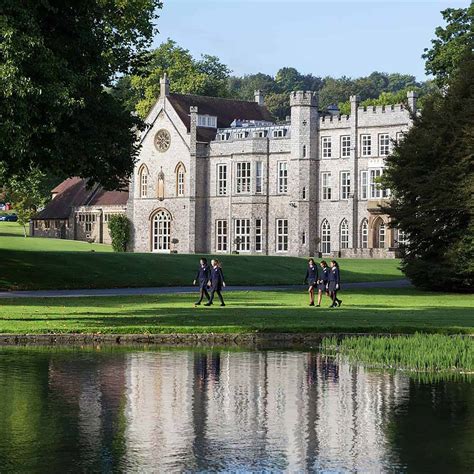 What You Need to Know about UK Boarding Schools - PrepWorks