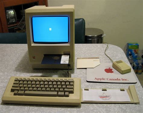 First Mac Computer 的图像结果