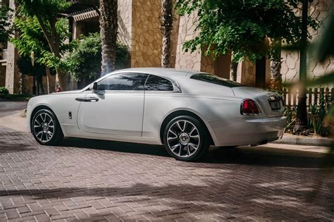 Rent Rolls-Royce Wraith White in Dubai - Luxury - Octane.Rent