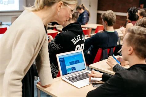 2023年最新QS与泰晤士世界大学排行榜，芬兰高校表现 - 知乎