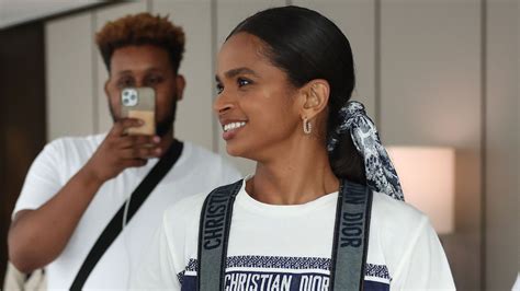 AJ-Usyk: Ramla Ali aims to inspire women and girls with history-making ...