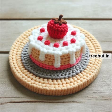 How to Crochet a Cake Applique and Creative Ideas for Cake-Themed ...