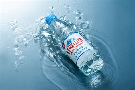 包装饮用水实施近两周 泉州市面有瓶装水换包装-闽南网