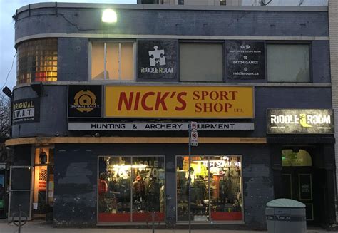 Nick’s Sports Shop in Toronto to Sell Guns as Mayor Seeks Bans ...