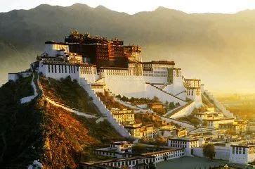 【围观】32亿、23个行业领域……未来的西藏拉萨是这样滴！|西藏|智慧城市|拉萨市_新浪新闻
