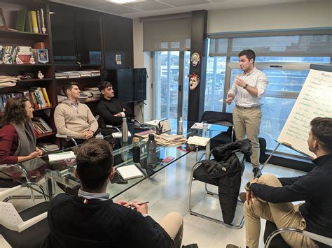 10 Frases que te hacen sonar más profesional en inglés