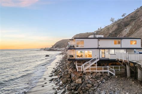 Big Rock Beach Retreat with Oceanfront Balconies, Direct Beach Access ...