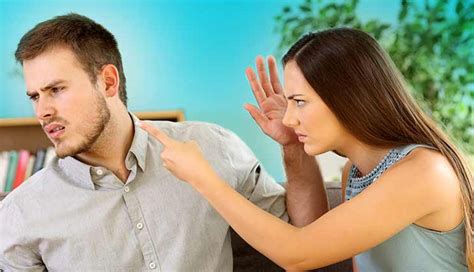 6 Actions of Woman That Annoy Men - lifeberrys.com