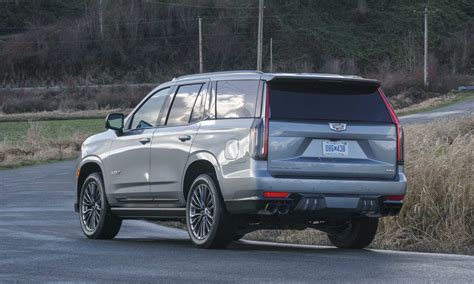 2023 Cadillac Escalade V Review: A 682-Horsepower Luxury Beast - autoNXT.net
