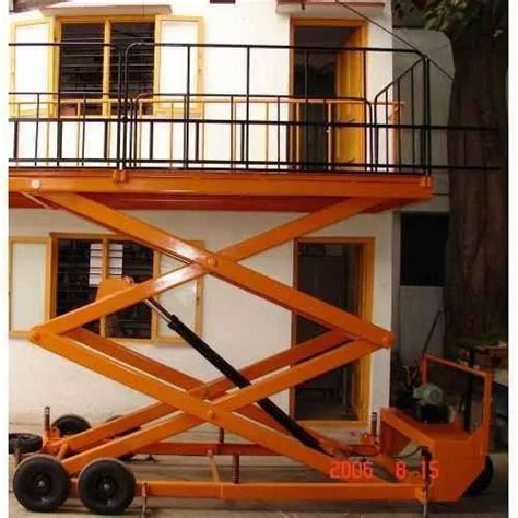 Scissor Lifts - Battery Operated Hydraulic Stackers Manufacturer from ...