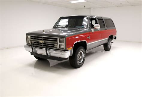 1987 Chevrolet Suburban | Classic Auto Mall