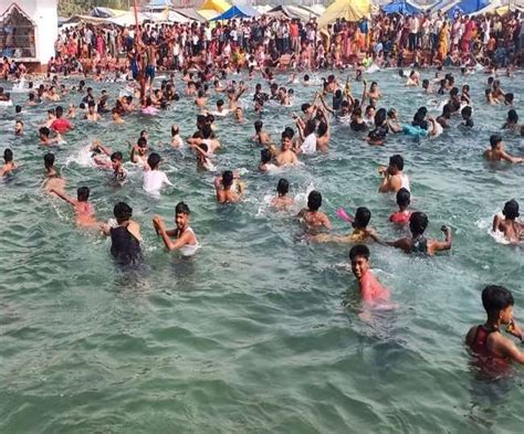 आस्था का केंद्र है मतुआ समाज का हरिचांद मंदिर, देश की 13 नदियों के जल ...