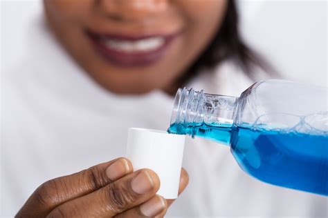 Best Mouthwash for Bad Breath - Dr. Andres de Cardenas DMD