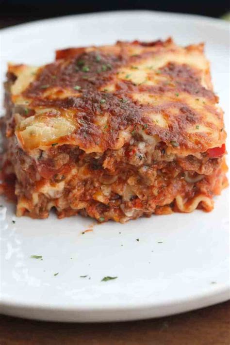 Classic Italian Lasagna     Tastes Better From Scratch