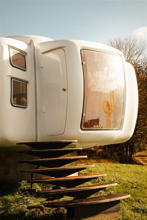 Bubble House, la mini casa che ricorda un film di fantascienza degli ...