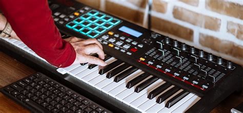 What Does a Midi Keyboard Do 的图像结果