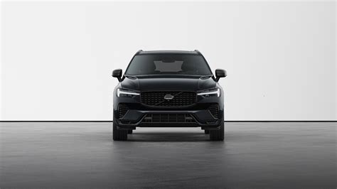 2024 Volvo XC60 gains black styling pack