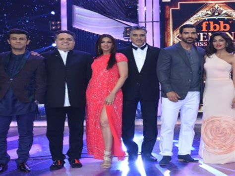 Watch the eclectic finale evening of fbb FMI 2015 today