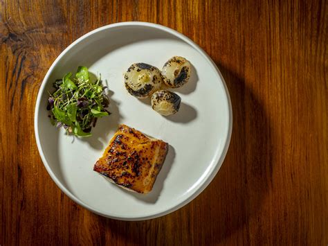 Wayan & Ma·dé Out East - Review - The Hamptons - New York - The Infatuation