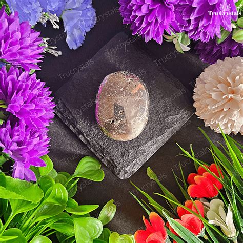 Exclusive Peru Pyrite Palm Stone – Trucrystals.in