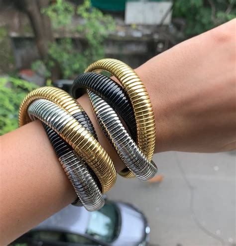 Liza Intertwined Bracelet - Waterproof, 18k Gold Plated – AMOSSH