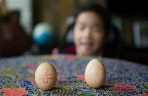 春分竖蛋是生鸡蛋还是熟鸡蛋 春分竖蛋的科学原理 _八宝网