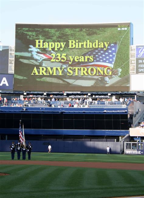 Yankees honor U.S. Army's 235th Birthday | Article | The United States Army