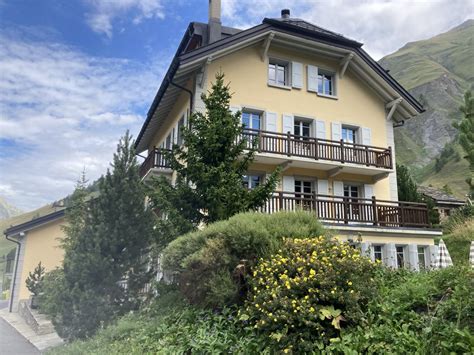 How a handyman’s wife helped an Hermès heir discover he’d lost $15 billion