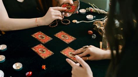 Tarot Card Readings: Here’s What The Cards Suggest From January 24 To ...