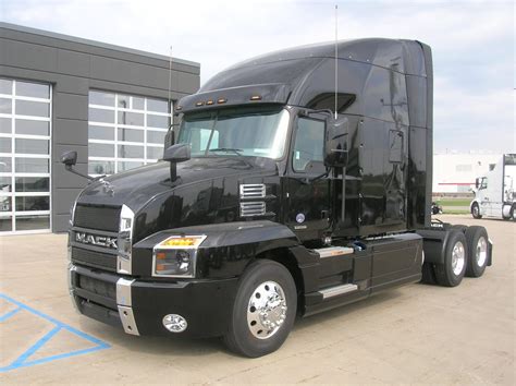 2024 MACK ANTHEM 64T - RDO Truck Centers