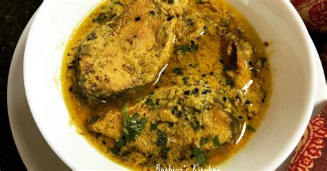 Shorshe Ilish Bengali Fish Curry Recipe by Bethica Das - Cookpad
