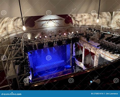 The Vaudeville Theatre, London Stock Photo - Image of street, road ...
