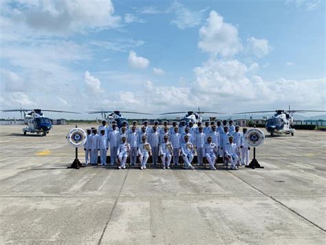 Indian Coast Guard inducts new ALH Mark3 unit in Gujarat's Porbandar ...