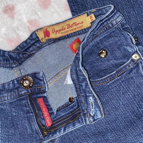 Iconic low rise Apple bottom jeans🍎 In perfect... - Depop