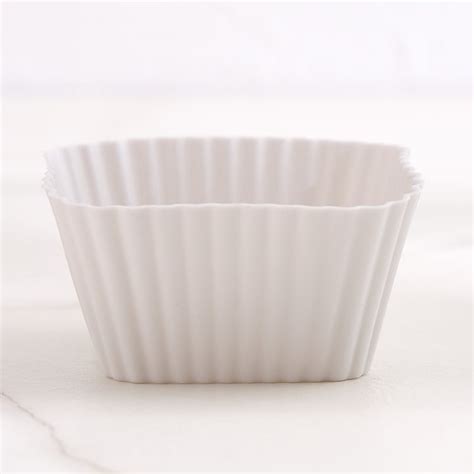 Buy Bakers Pride Hibiscus Set of 12 Silicone Cup Cake Moulds from Home ...