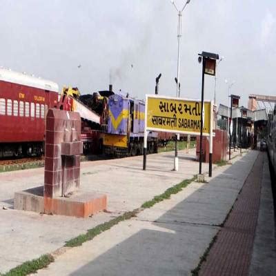 Railways receives 32 applications to redevelop four stations