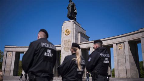 Berlin Attempts to Ban Russian Flags on Victory Day, Prompting Legal ...