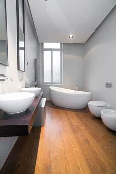 bagno parquet bagno in parquet appartamenti privati contemporaneo bagno parquet bagno in parquet appartamenti privati contemporaneo